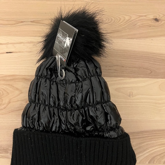 Pajar Orla quilted beanie pom - Picture 2 of 4